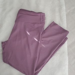 Purple fabletics capri pants